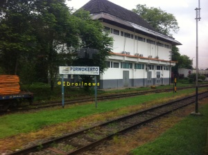 Papan nama Stasiun Purwokerto
